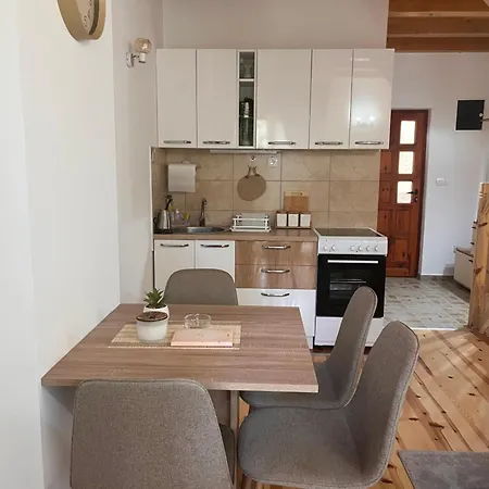 Appartement Marjanovic Tara, *